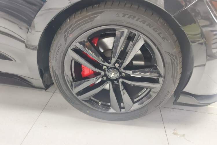 Used Ford Mustang 2016 2.3T Performance Edition Right Front Wheel Hub