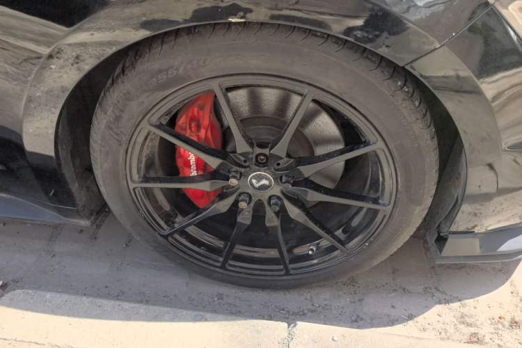 Used Ford Mustang 2016 2.3T Performance Edition Right Front Wheel Hub