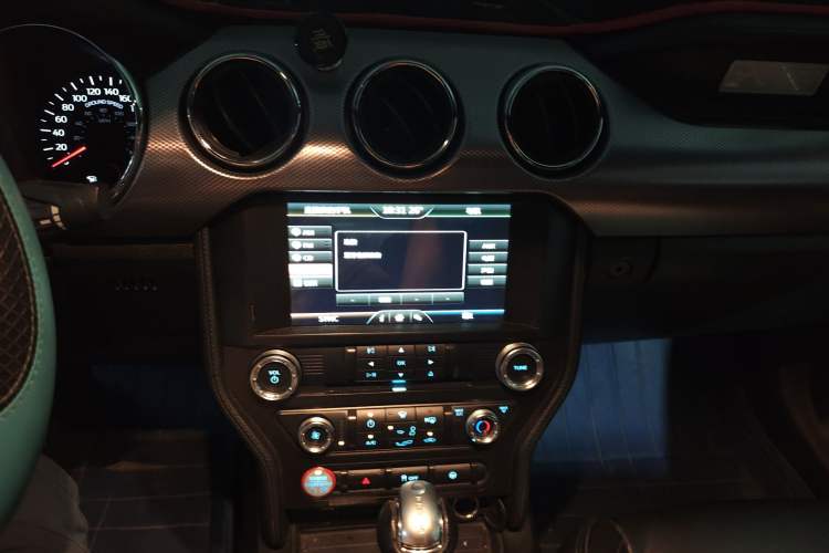 Used Ford Mustang 2016 2.3T Automatic Middle East Version Audio And AC Panel