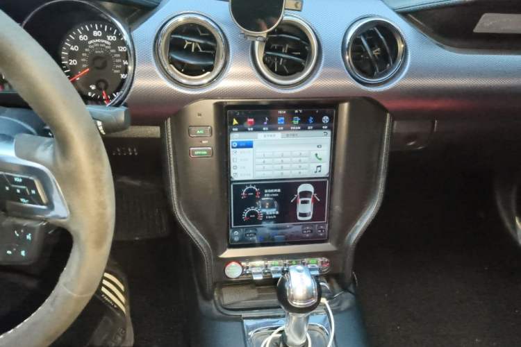 Used Ford Mustang  Audio And AC Panel