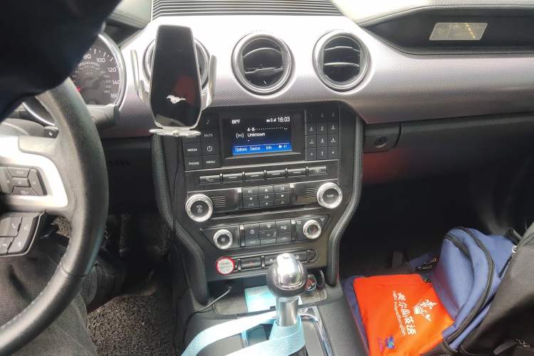 Used Ford Mustang  Audio And AC Panel