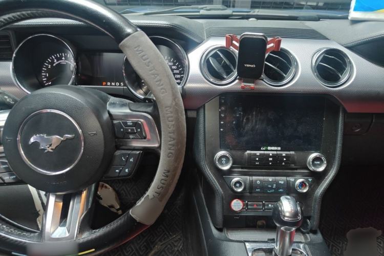 Used Ford Mustang 2016 2.3T Performance Edition Center Console