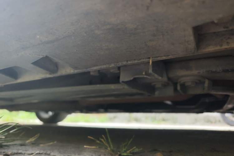 Used Ford Mustang  Chassis Front Right