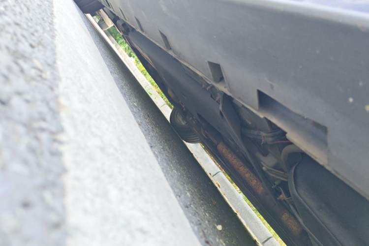 Used Ford Mustang  Chassis Rear Left
