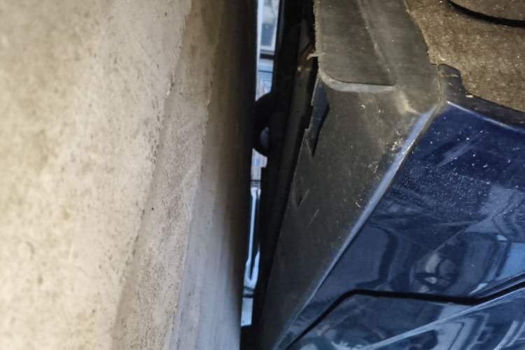 Used Ford Mustang  Chassis Rear Right