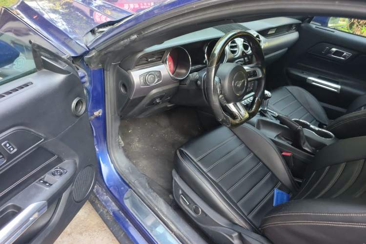 Used Ford Mustang  Driver Seat