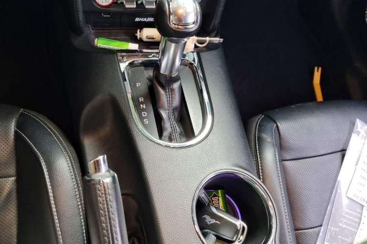 Used Ford Mustang 2016 2.3T Performance Edition Gear Lever