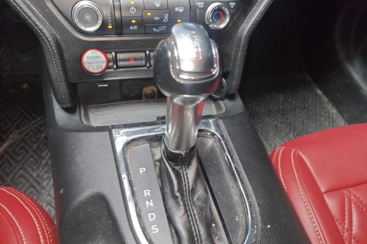 Used Ford Mustang 2016 2.3T Performance Edition Gear Lever