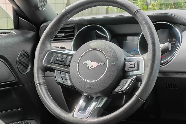 Used Ford Mustang 2016 2.3T Performance Edition Interior 3