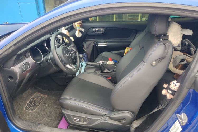 Used Ford Mustang  Left Front Seat