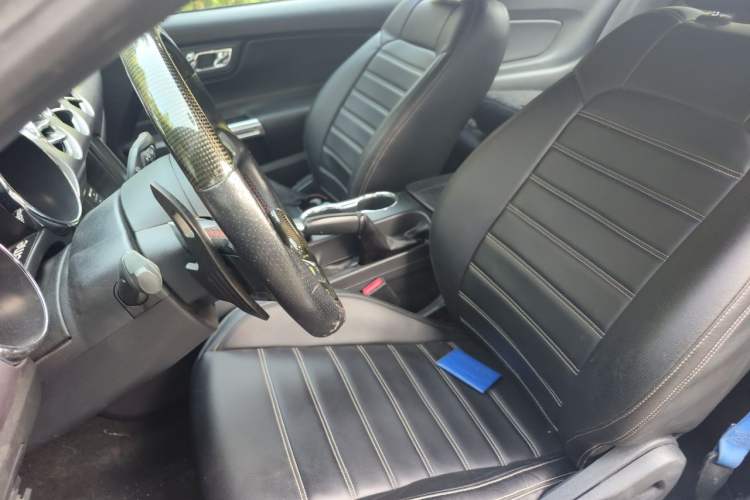 Used Ford Mustang  Left Front Seat