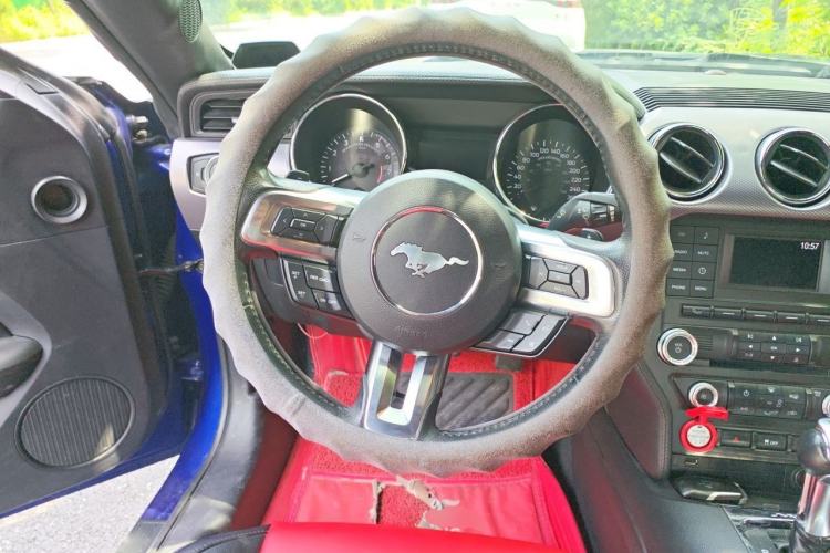 Used Ford Mustang  Steering Wheel