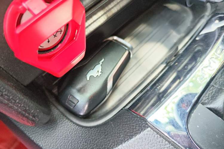 Used Ford Mustang  Vehicle Key