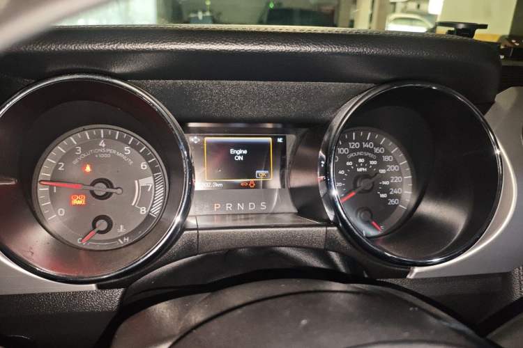Used Ford Mustang  Instrument Cluster