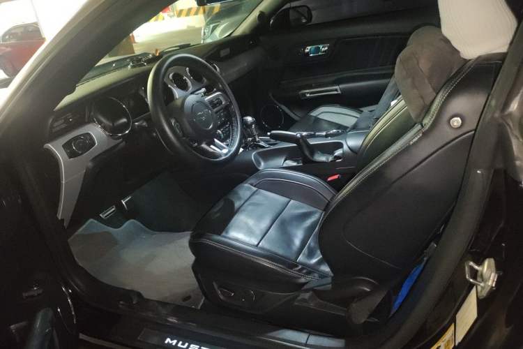 Used Ford Mustang  Left Front Seat