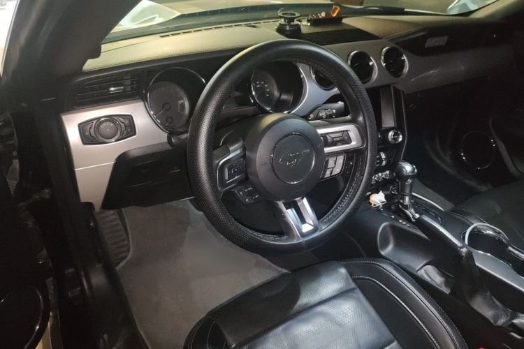 Used Ford Mustang  Steering Wheel