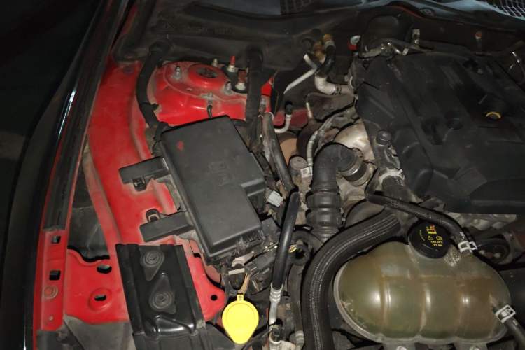 Used Ford Mustang 2016 2.3T Performance Edition Engine Bay Right