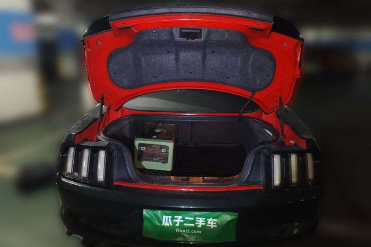 Used Ford Mustang 2016 2.3T Performance Edition Trunk