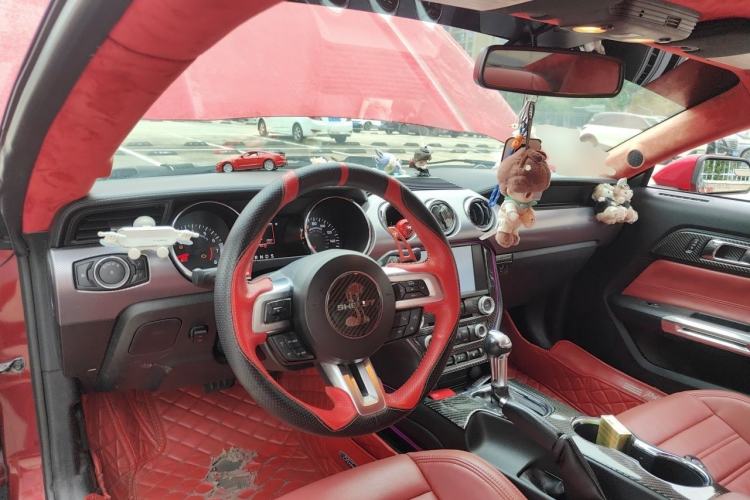 Used Ford Mustang 2016 2.3T Performance Edition Center Console