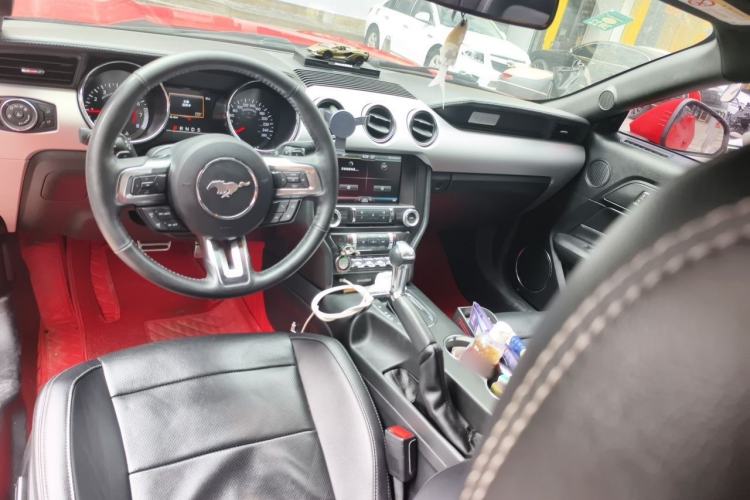 Used Ford Mustang 2016 2.3T Performance Edition Center Console