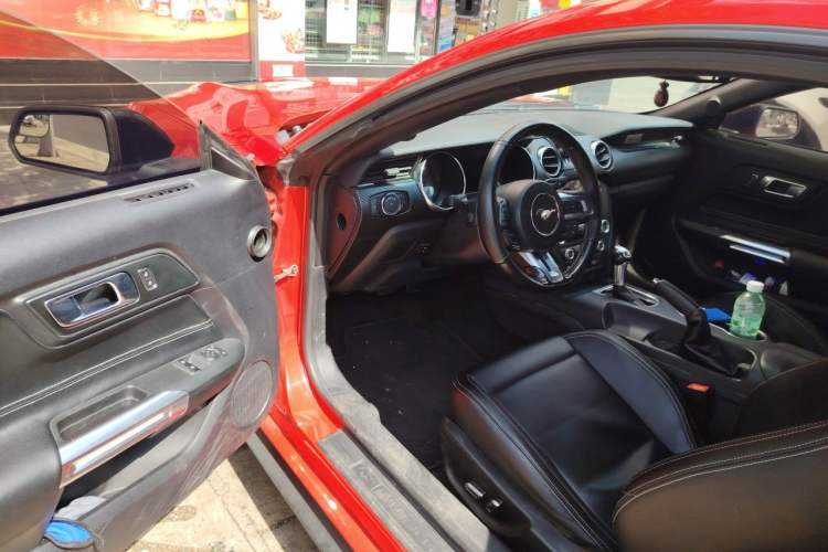 Used Ford Mustang 2016 2.3T Performance Edition Driver Seat