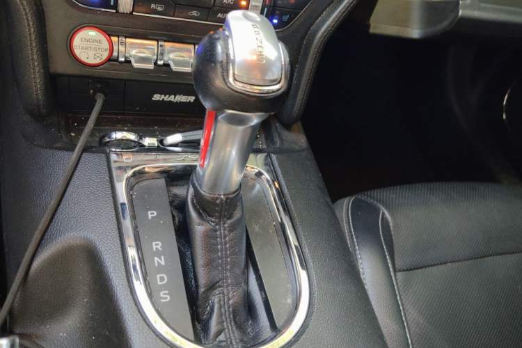 Used Ford Mustang 2016 2.3T Performance Edition Gear Lever