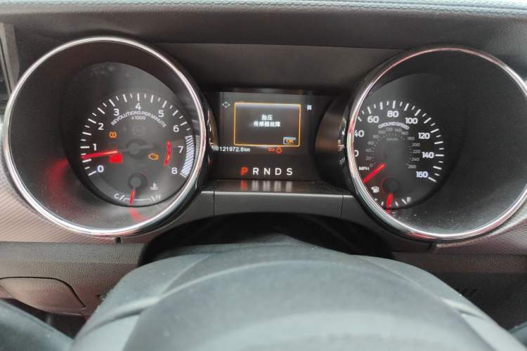 Used Ford Mustang 2016 2.3T Performance Edition Odometer Close Up