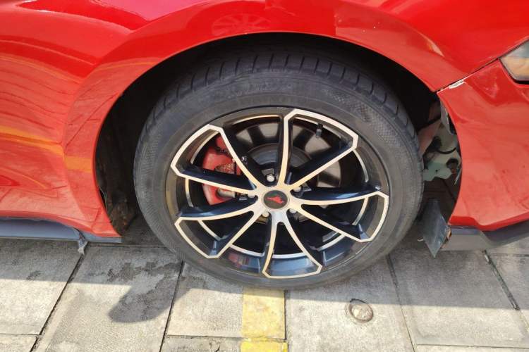 Used Ford Mustang 2016 2.3T Performance Edition Right Front Wheel Hub