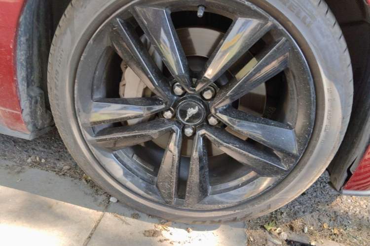 Used Ford Mustang 2016 2.3T Performance Edition Right Front Wheel Hub