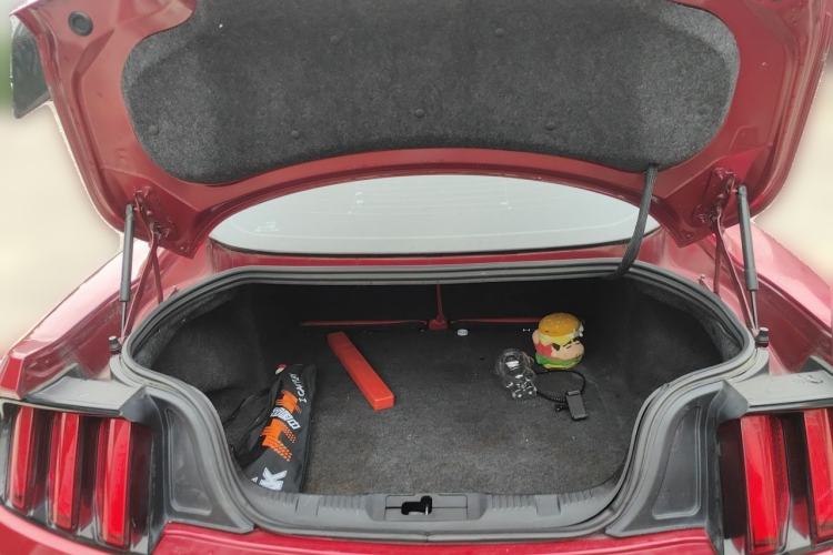 Used Ford Mustang 2016 2.3T Performance Edition Trunk