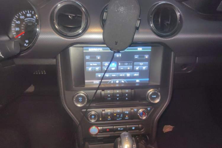 Used Ford Mustang 2016 2.3T Performance Edition Audio And AC Panel
