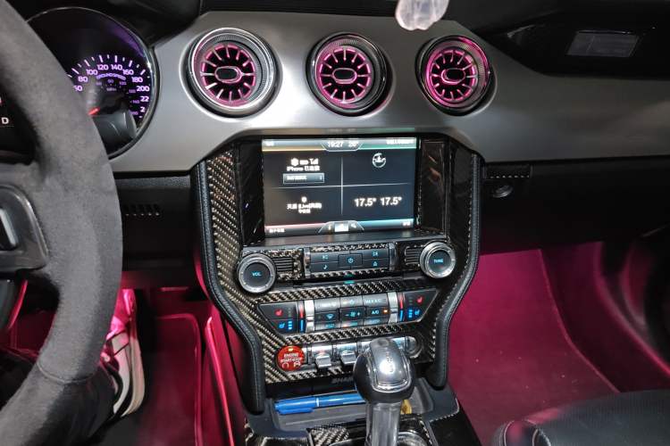 Used Ford Mustang 2016 2.3T Performance Edition Audio And AC Panel