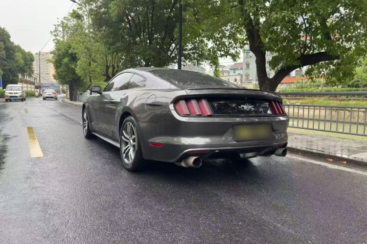 Used Ford Mustang 2016 2.3T Automatic Hardtop P-Version U.S. Specification Exterior 5