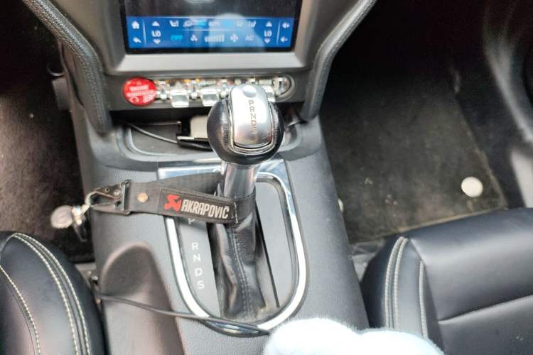 Used Ford Mustang 2016 2.3T Performance Edition Gear Lever