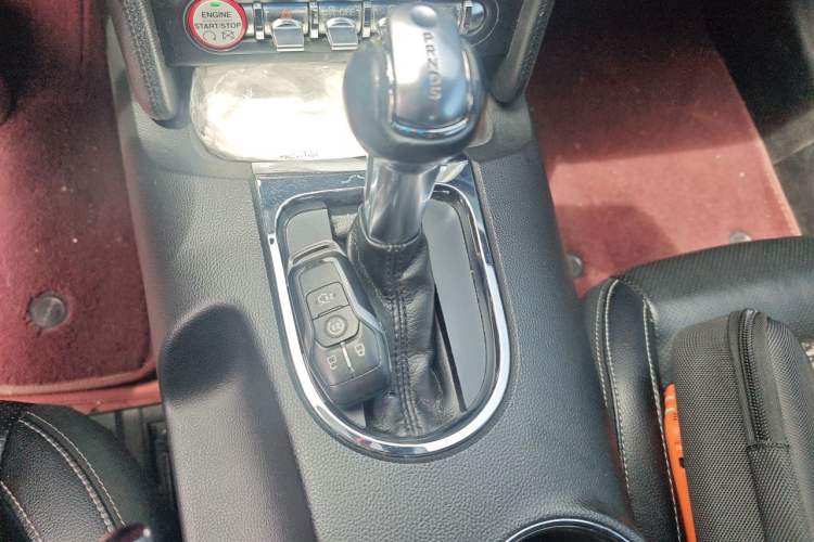 Used Ford Mustang 2016 2.3T Performance Edition Gear Lever