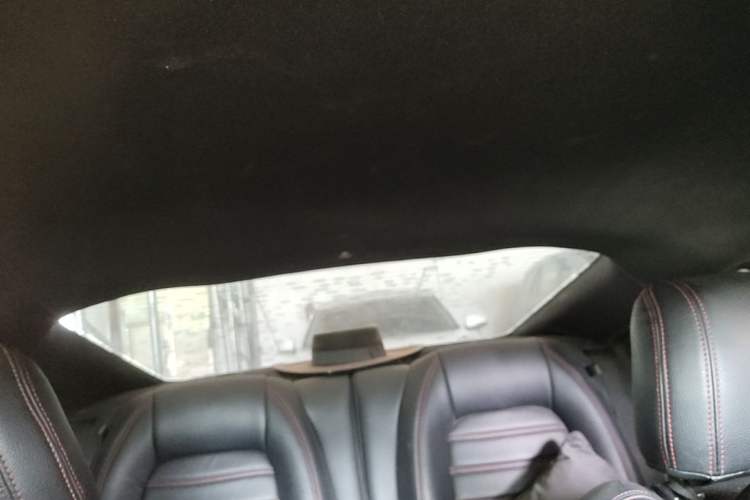 Used Ford Mustang 2016 2.3T Automatic Hardtop P-Version U.S. Specification Headliner