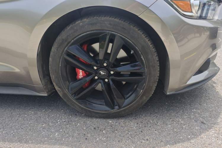 Used Ford Mustang 2016 2.3T Performance Edition Right Front Wheel Hub