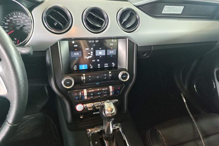 Used Ford Mustang 2016 2.3T Performance Edition Audio And AC Panel