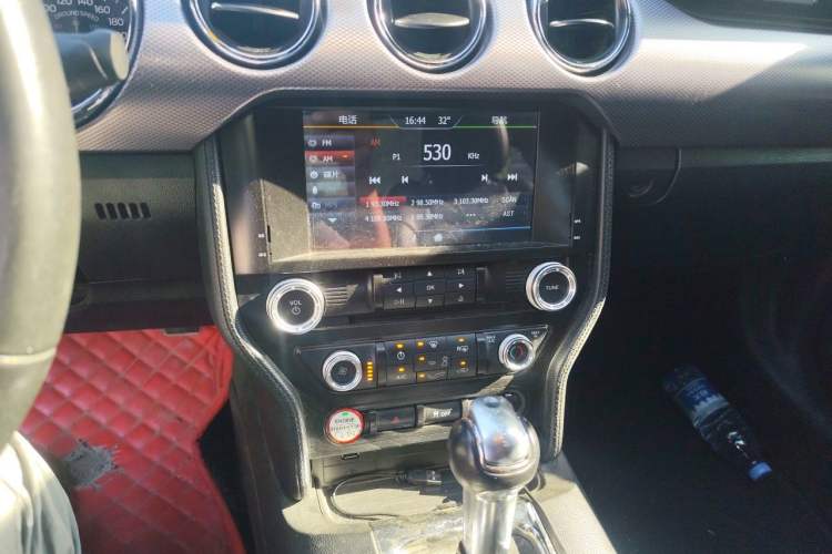 Used Ford Mustang  Audio And AC Panel