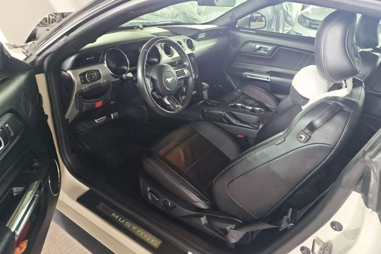 Used Ford Mustang 2016 2.3T Performance Edition Driver Seat