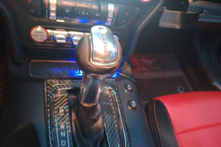 Used Ford Mustang 2016 2.3T Performance Edition Gear Lever