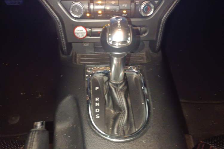 Used Ford Mustang 2016 2.3T Elite Edition Gear Lever