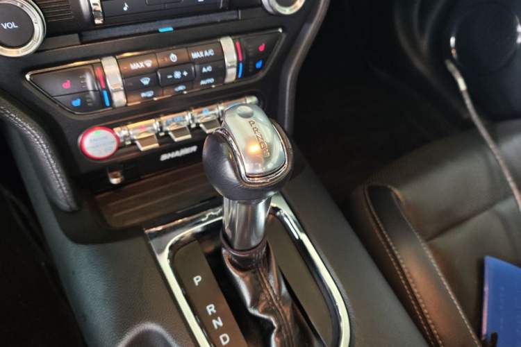 Used Ford Mustang 2016 2.3T Performance Edition Gear Lever
