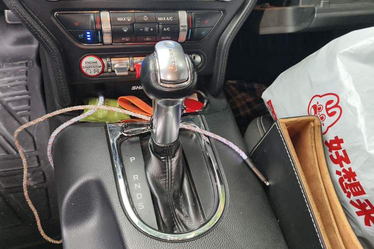 Used Ford Mustang 2016 2.3T Performance Edition Gear Lever