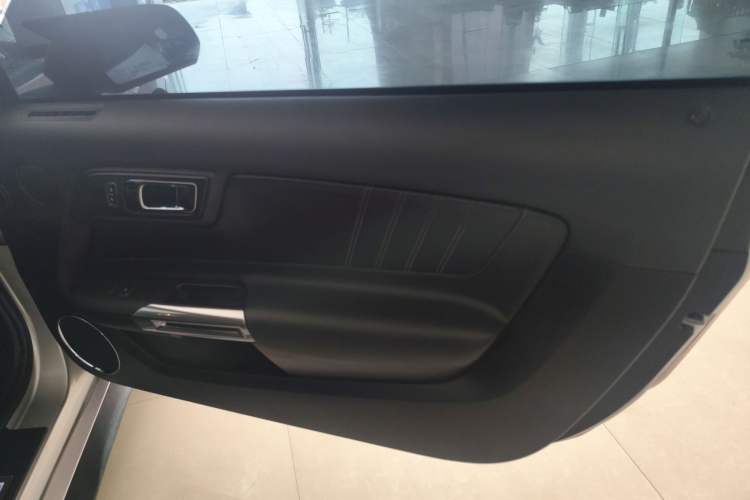 Used Ford Mustang 2016 2.3T Performance Edition Right Front Door Interior