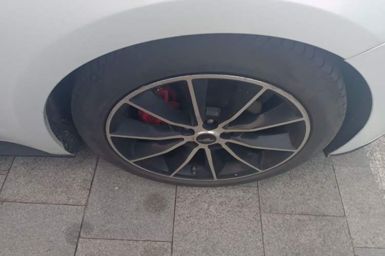 Used Ford Mustang 2016 2.3T Elite Edition Right Front Wheel Hub