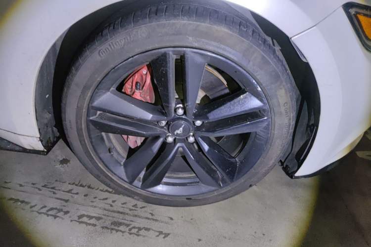Used Ford Mustang 2016 2.3T Performance Edition Right Front Wheel Hub
