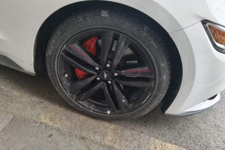 Used Ford Mustang 2016 2.3T Performance Edition Right Front Wheel Hub