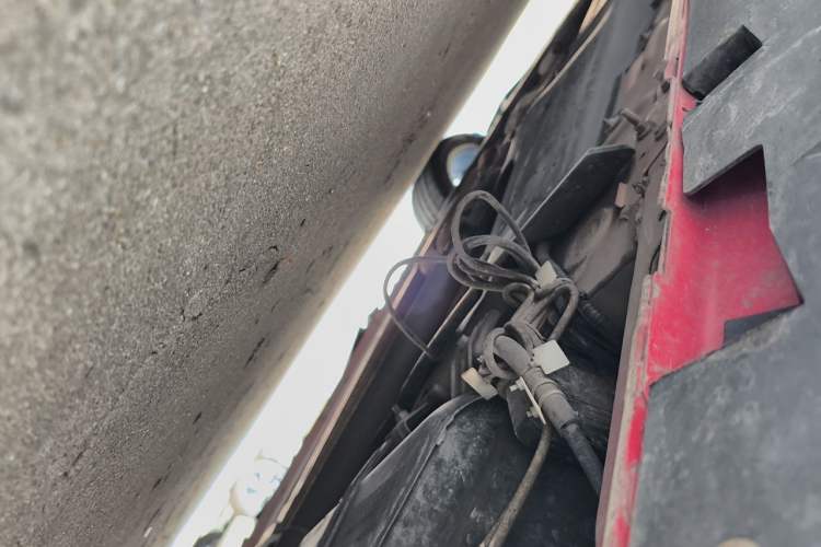 Used Ford Mustang  Chassis Rear Left