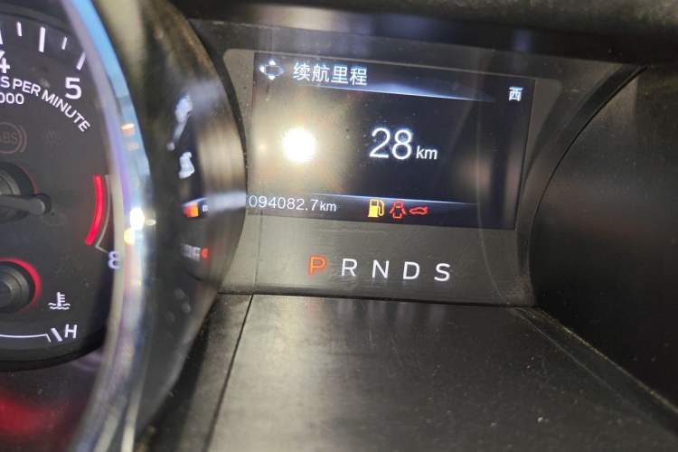Used Ford Mustang 2016 2.3T Automatic Hardtop P-Version U.S. Specification Odometer Close Up